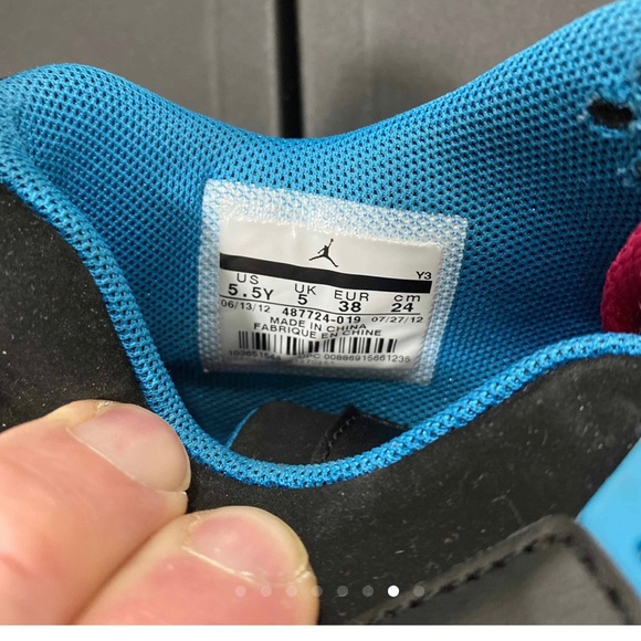 Jordan 4 Retro Black Vivid Pink Dynamic Blue (GS) - Picture 6 of 8